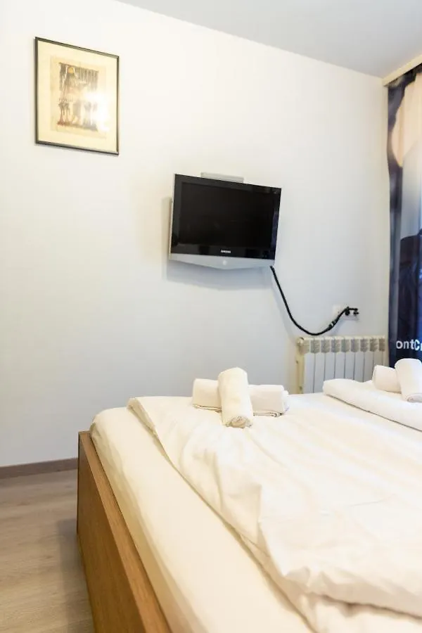 Fancy Big Apartment In The Heart Of Sofia Bulgarien